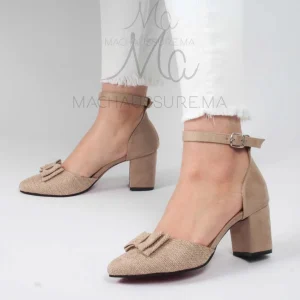 BELLE – Escarpins en beige