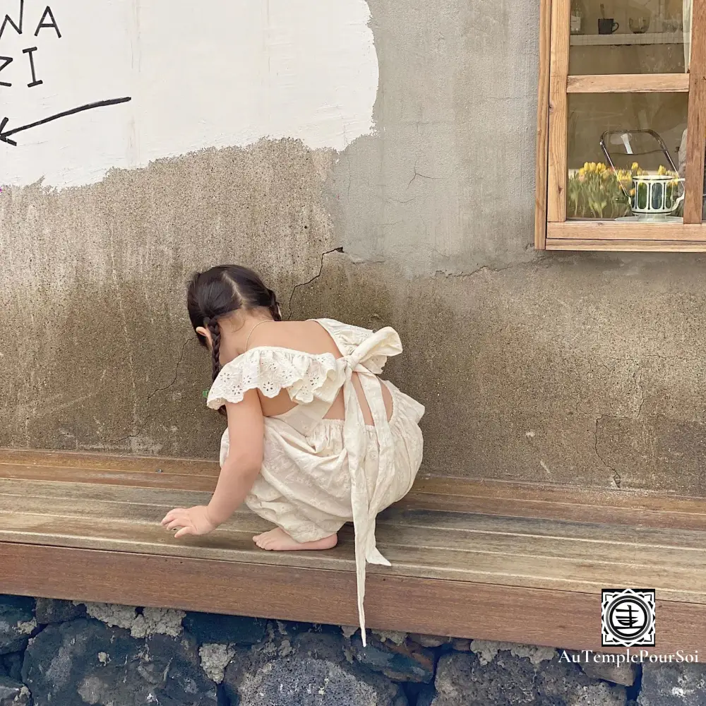 Barboteuse "Sakura": Combinaison Florale pour Filles – Image 2