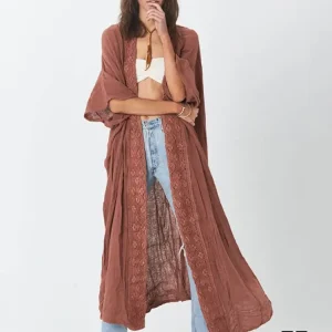 Kimono Long en Dentelle Bohème – L'Essence de l'Été pour Femme
